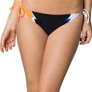 COPY - NWT FASTER THAN LIGHTNING FOX BOTTOM